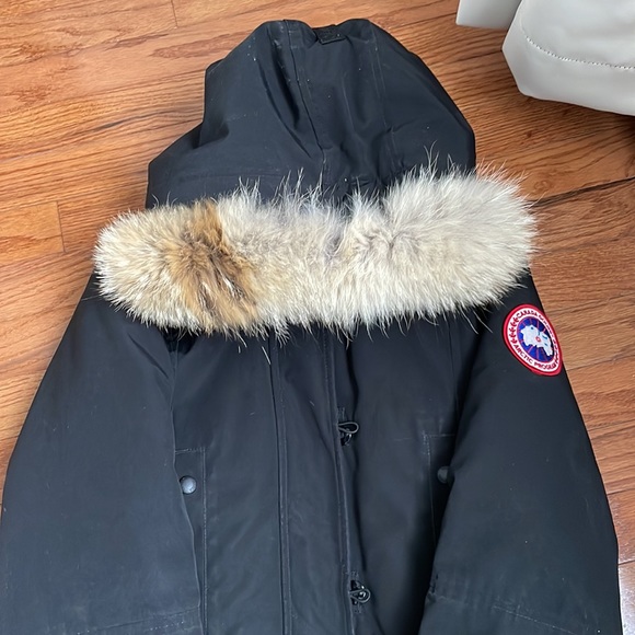 Canada Goose Victoria Parka - Picture 2 of 5